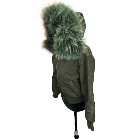 Stylish Olive Bomber Jacket with Real Fox Fur Hood • XS/S • Warm & Chic - Picture 6 of 12